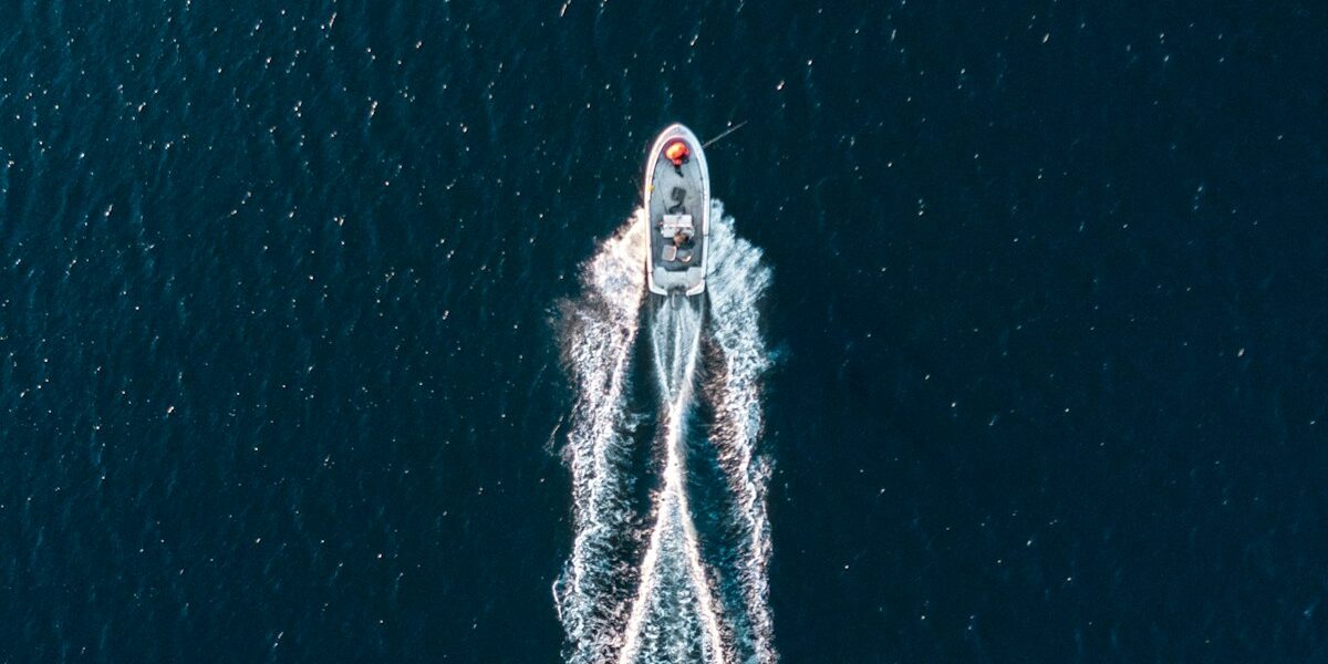 Essential Boat Cleaning Tips