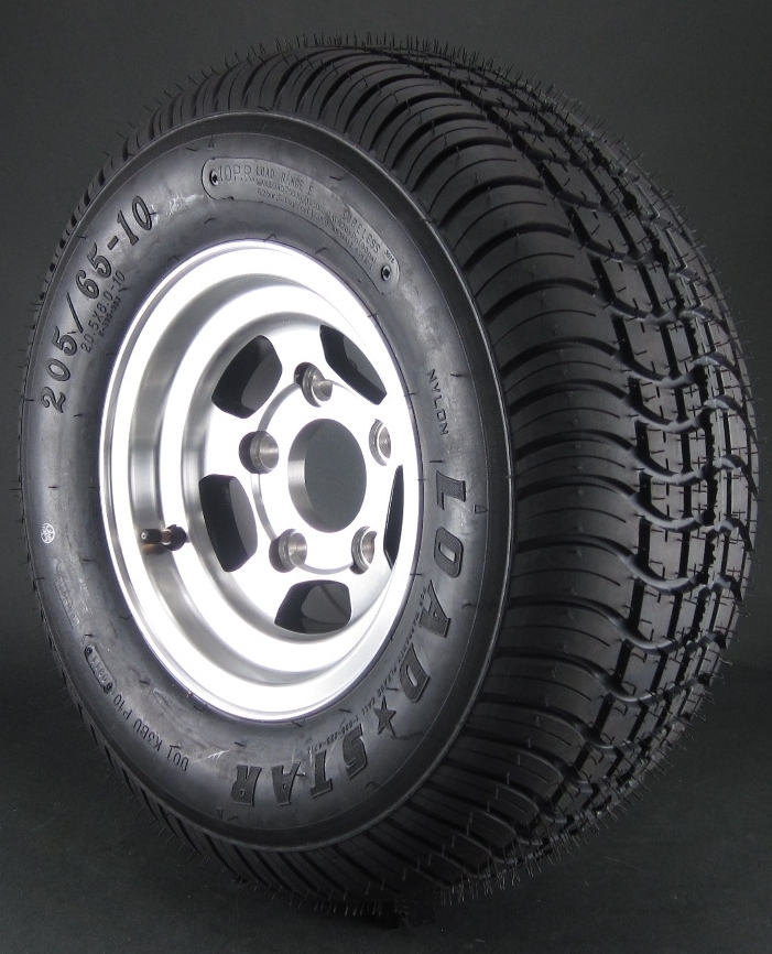 Trailer tire and wheel assembly for boat trailers