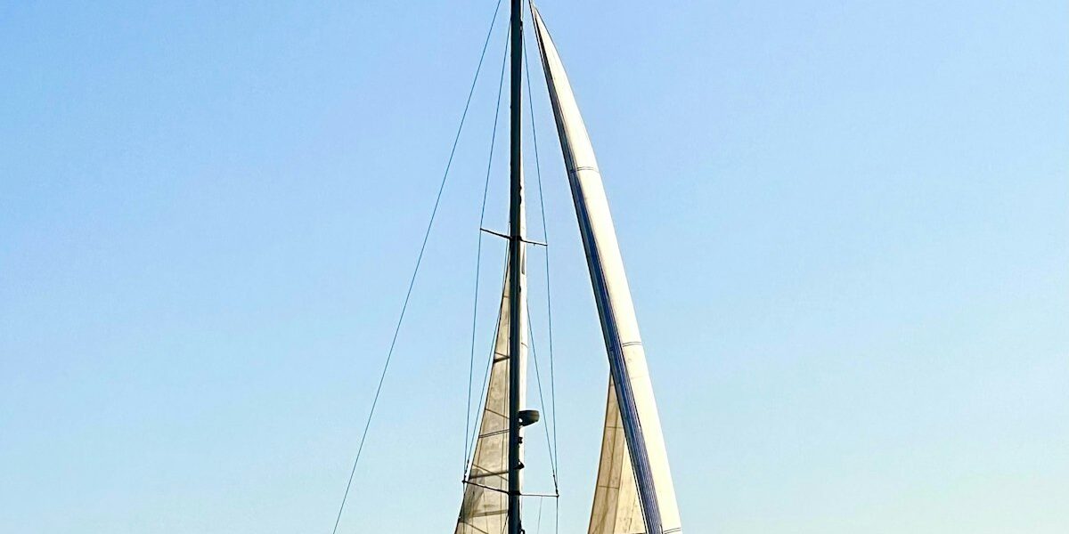 When to Use Pan Pan Pan Distress Signals