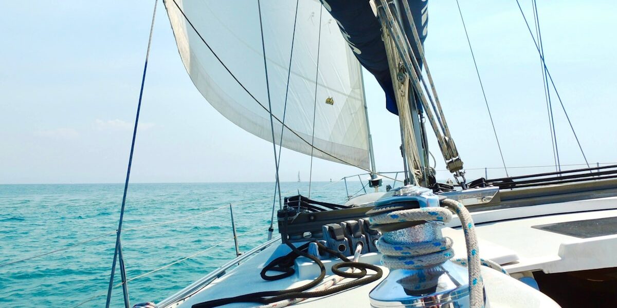 How Planing Hulls Get Up to Speed